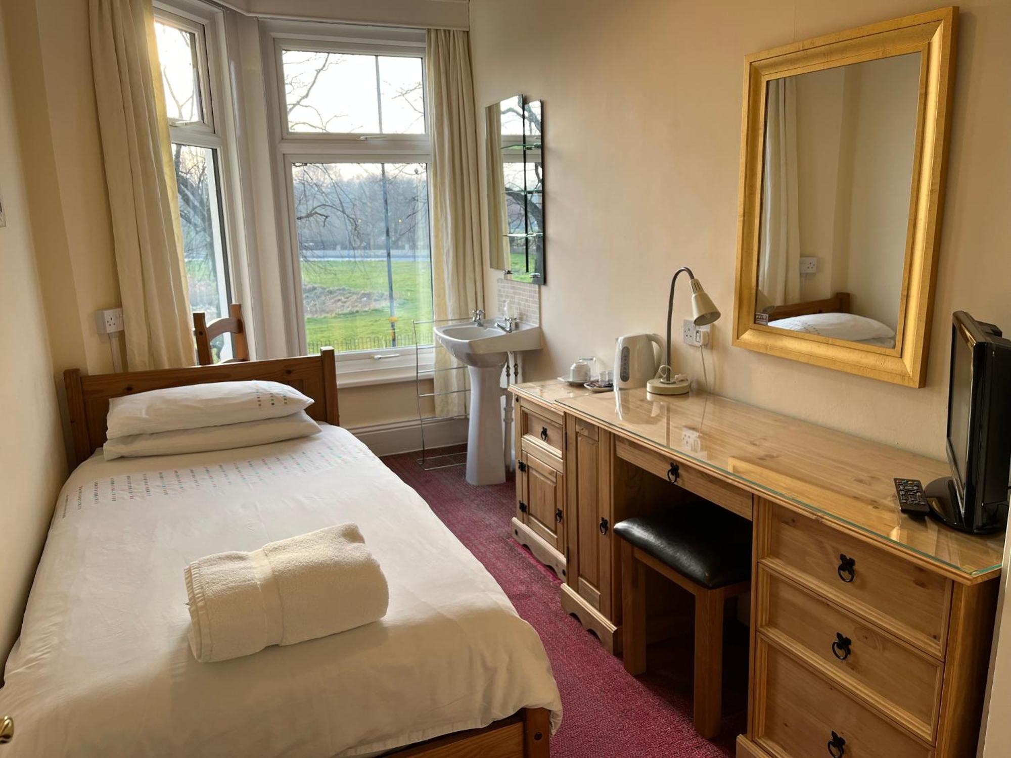 Chadwick Guest House Middlesbrough Zewnętrze zdjęcie
